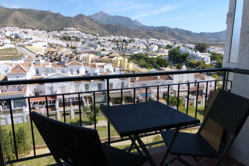 Casa Rocio En Nerja Apartment Ngoại thất bức ảnh