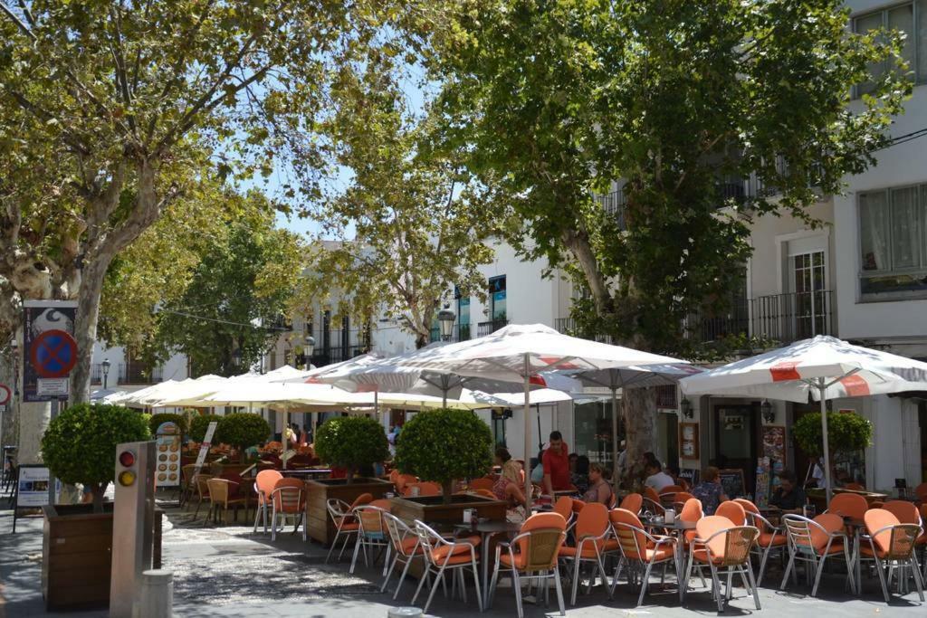 Casa Rocio En Nerja Apartment Ngoại thất bức ảnh