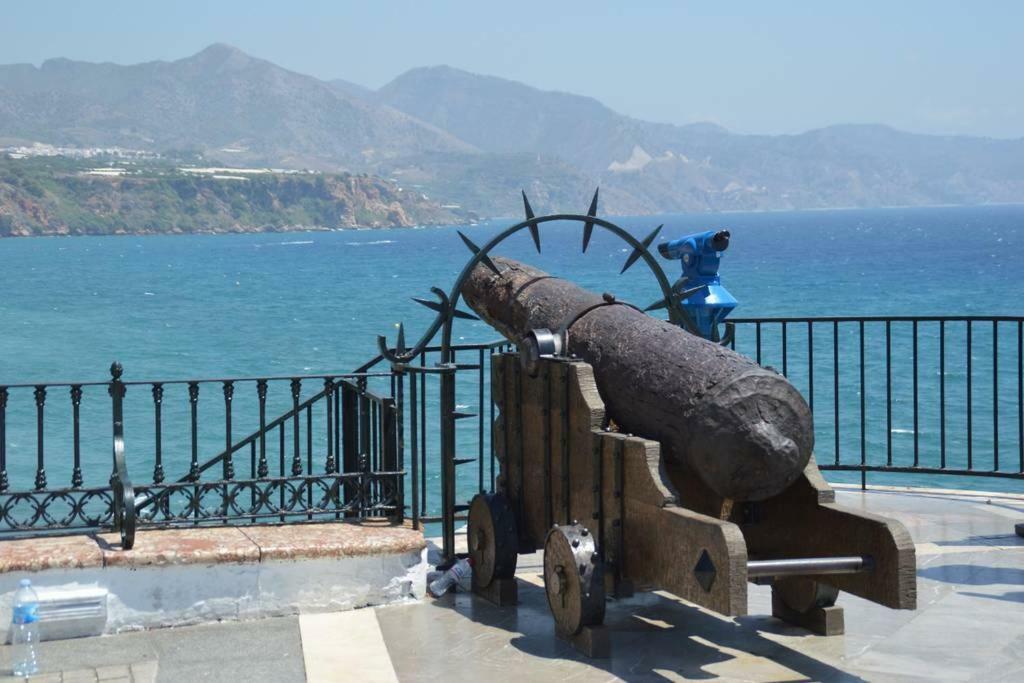 Casa Rocio En Nerja Apartment Ngoại thất bức ảnh