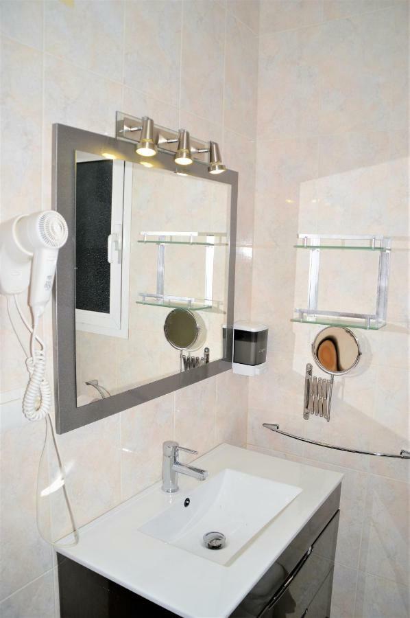 Casa Rocio En Nerja Apartment Ngoại thất bức ảnh